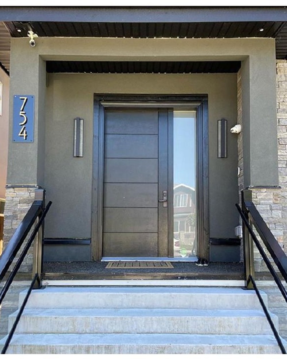 Exterior Door SIG-11-04