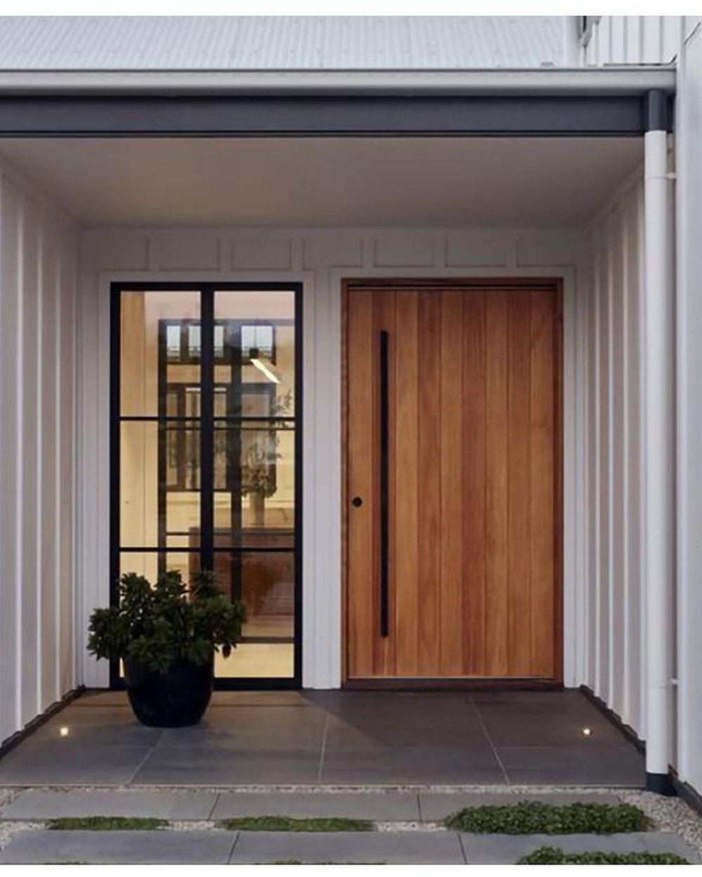 Exterior Door SIG-15-07