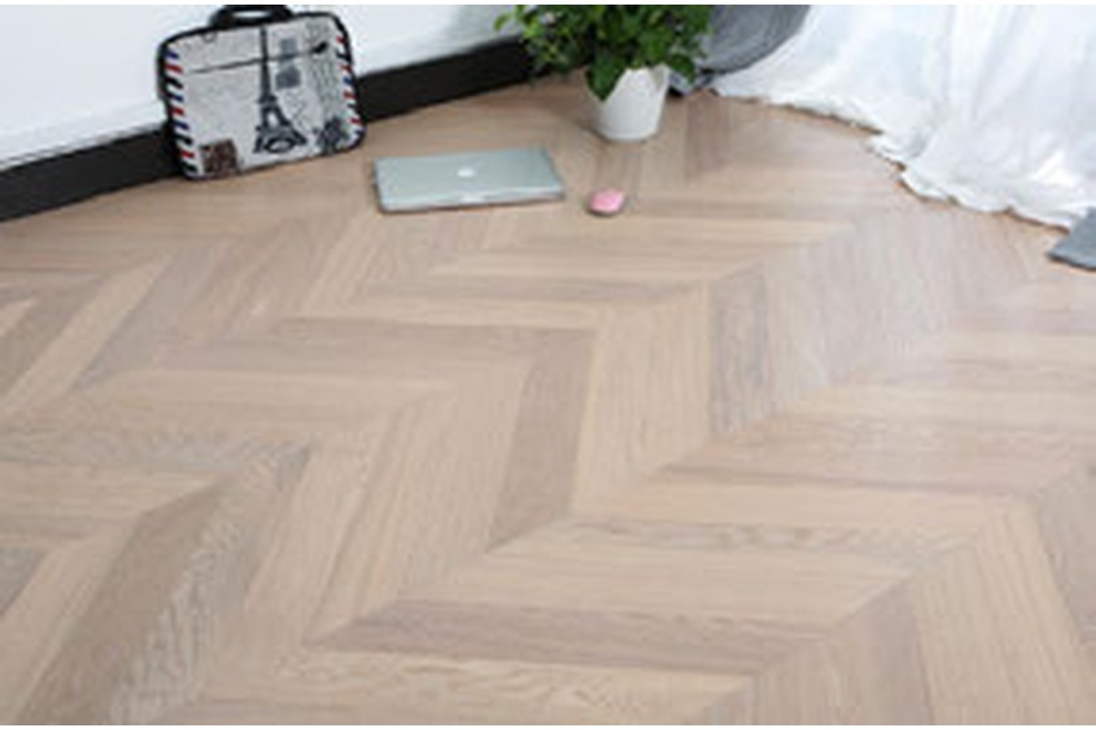 Engineered Wood Plank Y8079
